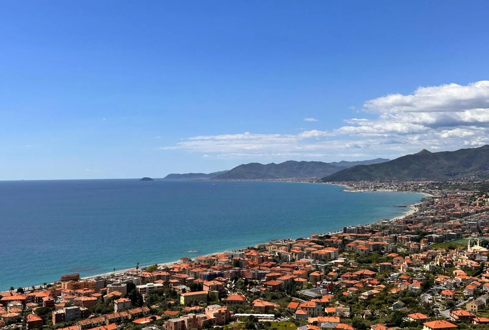 Hostdomus - Le Vigne Sul Mare Apartment Pietra Ligure